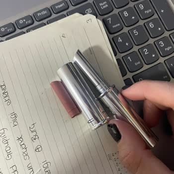 MAC Locked Kiss Lipstick Broke in 15 Days