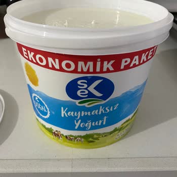 Yoğurt Paketinde Böcek Şoku