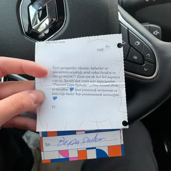 Yanlış Çiçek Teslimatı Ve Müşteri Hizmetleri Fiyaskosu