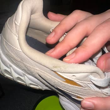 Nike Ayakkabıda Beklenmedik Deformasyon Ve İade Sorunu