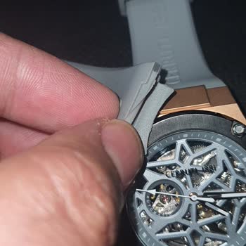 Cerruti Saatimin Sürekli Servis Sorunları