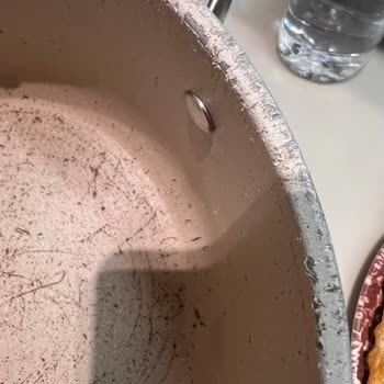 Korkmaz Tencerede Soyulmalar Oldu!