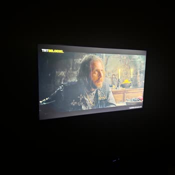 Grundig TV Tamirinde Işık Sızması Ve Kusurlu Hizmet