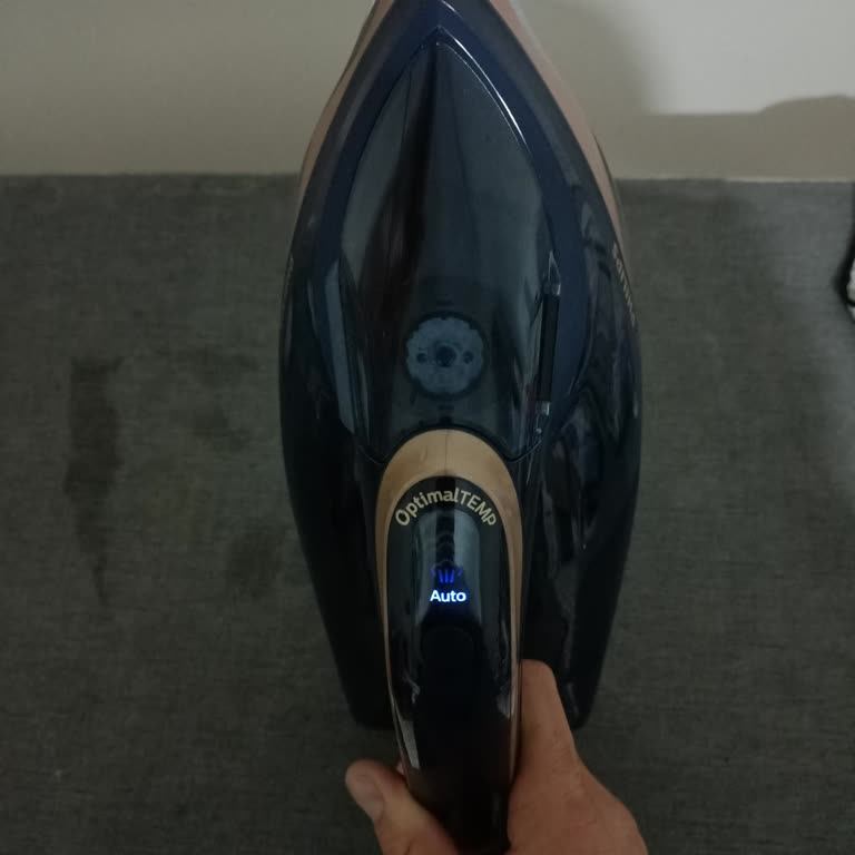 Philips Azur  8000 Ütü Isınma Sorunu!