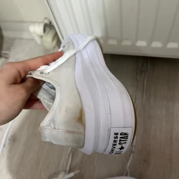 Converse Ayakkabılarda Kronik Su Teması Sorunu