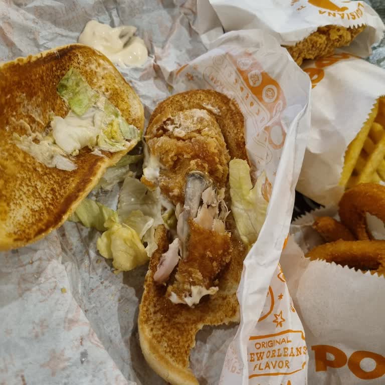 Popeyes Siparişimdeki Kötü Deneyim: Kemikli Tavuk Burger Ve Eksik Ürünler