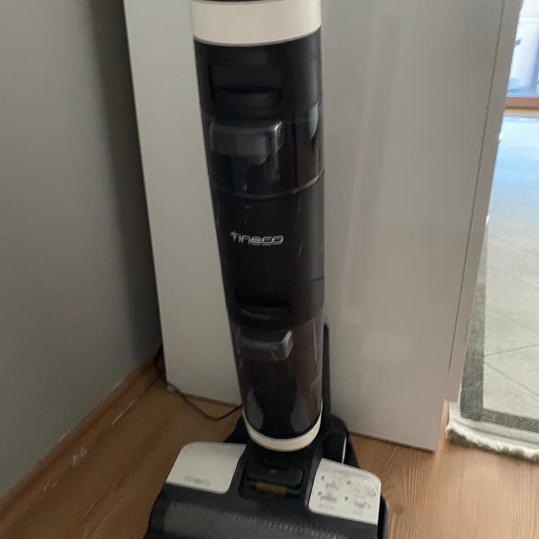 Garanti Süresi Dolan Tineco Floor S3 Ürünü İçin Yüksek Servis Ücreti