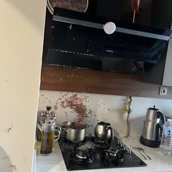 Patlamaz Denilen Düdüklü Tencere Patladı!