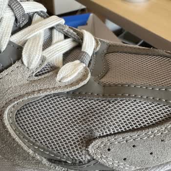 Online Lostra Ayakkabı Tamirinde İletişim Krizi Ve Gecikme