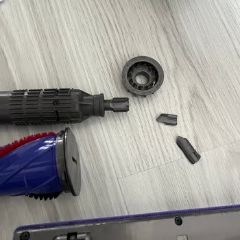 Dyson V8 Süpürge Başlığı Sorunu Ve Garanti Hizmeti