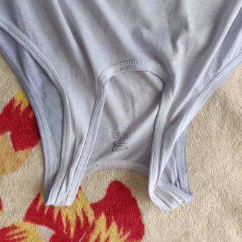 BİM'den Aldığım Gecelik Beyaz Çamaşırlarımı Mahvetti