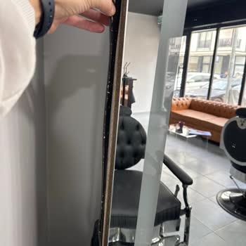 Yanlış Ve Kırık Ürünler, İlgisiz Hizmet