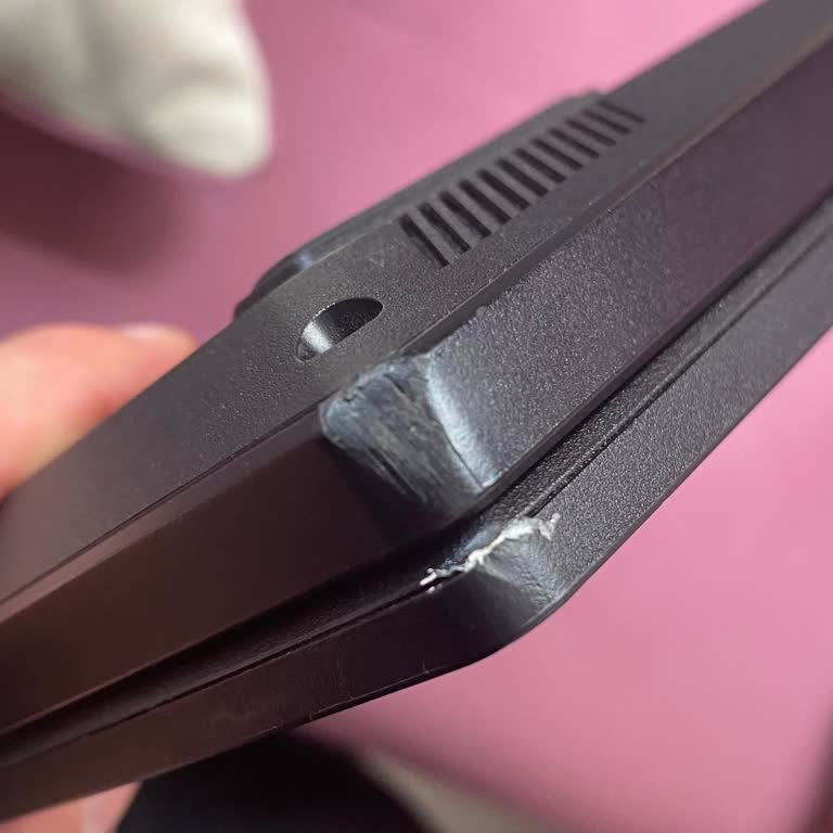 Yurtiçi Kargo Servis Sürecinde Laptopta Oluşan Hasar