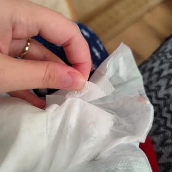 Ebebek Bebek Bezlerinde Silikon Kalıntısı Sorunu