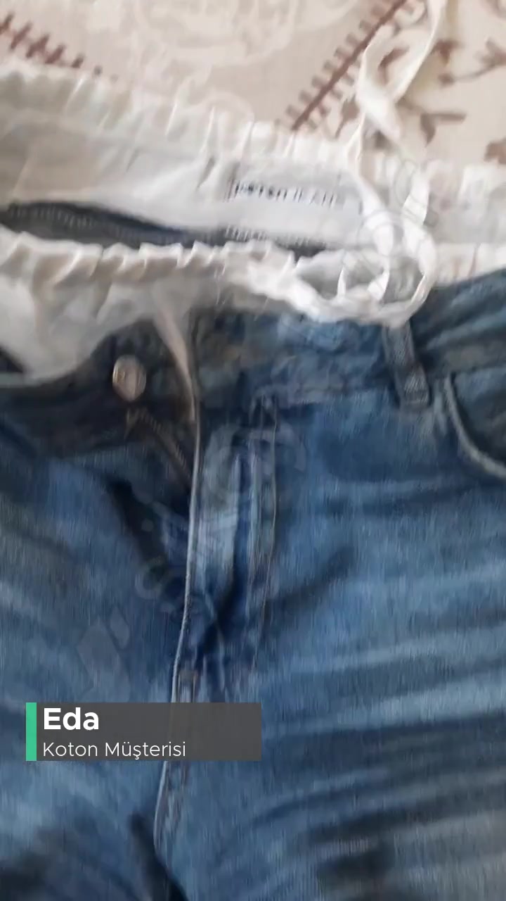 Koton Pantolonum Alalı 1 Ay Olmadan Sokak Ortasında Yırtıldı! videonun kapak resmi