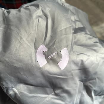 U.S. Polo Assn. Sıfır Montta Soyulan Amblem Şoku