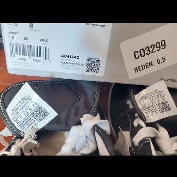 Converse Yanlış Ve Eksik Ürün Teslimatı: Müşteri Hizmetleri Çözüm Sunmuyor