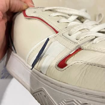 SuperStep'ten Aldığım Ayakkabının Yapışkan Sorunu