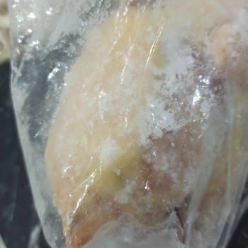 Bozuk Tavuk Ürünleri Ve İlgisiz Müşteri Hizmetleri