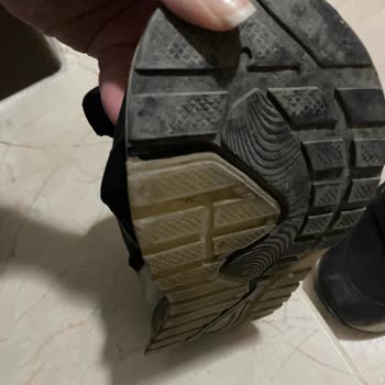 Derimod Ürün İncelemesinde Müşteri Memnuniyetsizliği