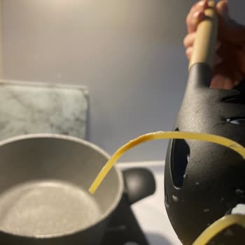 Harras Makarna Ürünü Kalite Sorunu: Pullanma Ve Renk Değişimi