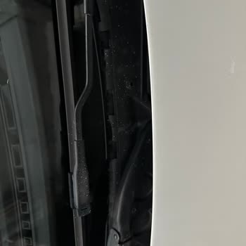 BMW Cam Fitili Sorunu Ve Su Sızıntısı
