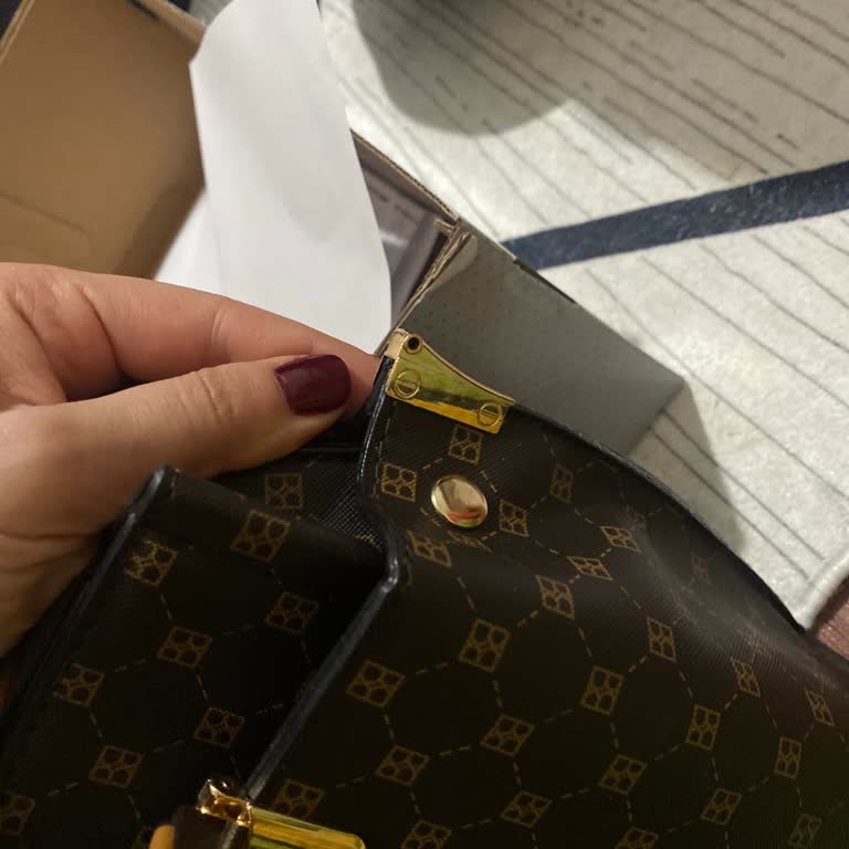 FLO'dan Aldığım Çantanın Kulp Sorunu Ve İlgisizlik