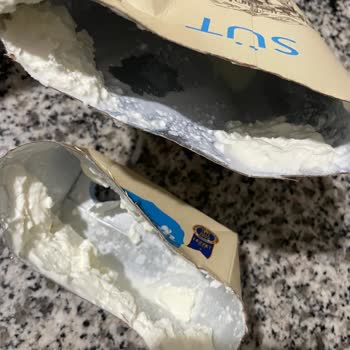 Bozuk Süt Ürünleriyle Karşılaşma