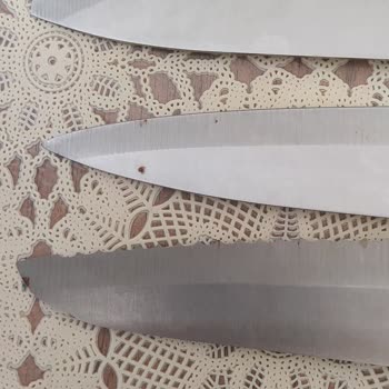 Karaca Züccaciye Bıçak Seti Çabuk Köreldi Ve Zamanla Küflenmeye Başladı!