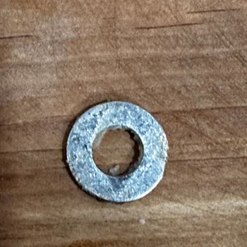 Helva İçinden Çıkan Metal Pul Şoku