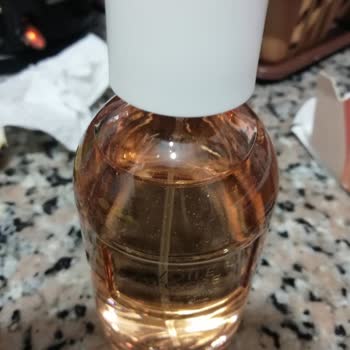 Yves Rocher'den Gelen Bozuk Ambalajlı Parfüm Şoku