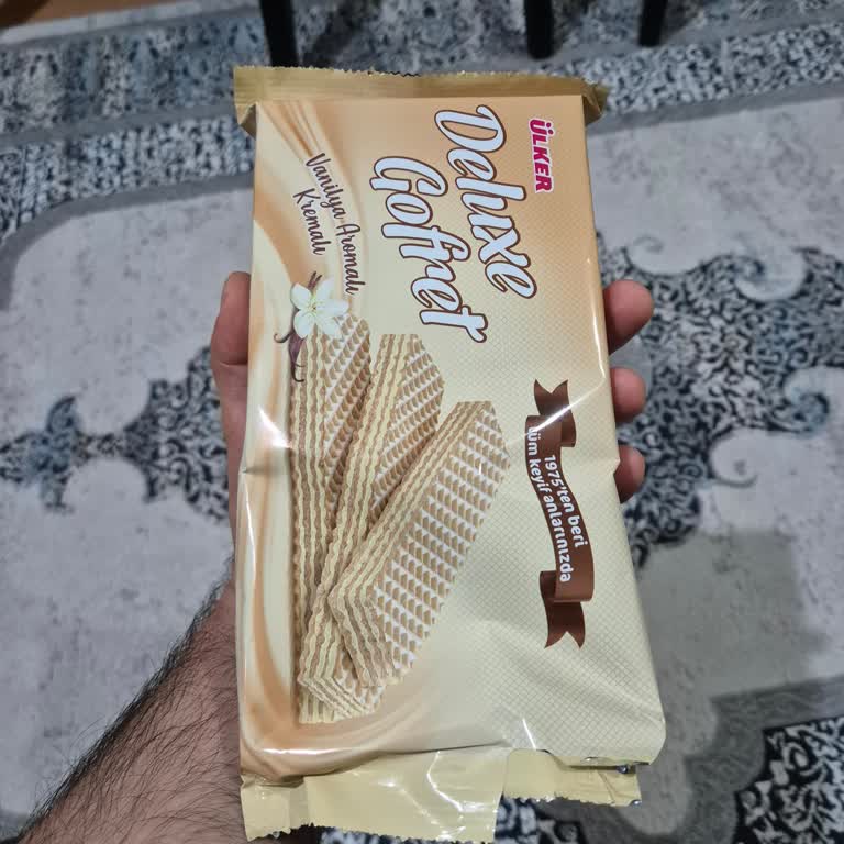 Ülker Deluxe Gofretin İç Dolgusuz Çıkması Hayal Kırıklığı Yarattı