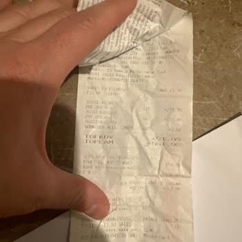 LCW Eşofman Altında Kumaş Erozyonu Ve İlgisizlik