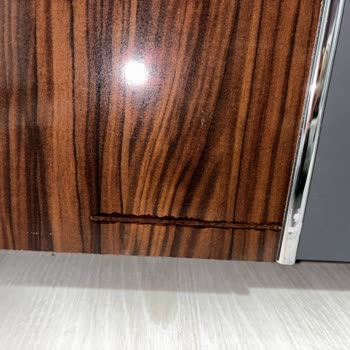 Dolabın Sürekli Sorun Çıkarması Ve Çizik Bırakılması