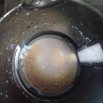 Karaca Barista 6 İn 1 Dip Tutma Sorunu