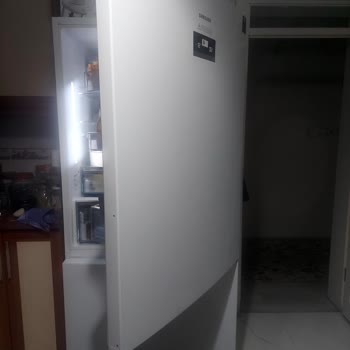 Samsung Buzdolabında 2 Yıl Dolmadan Paslanma Sorunu
