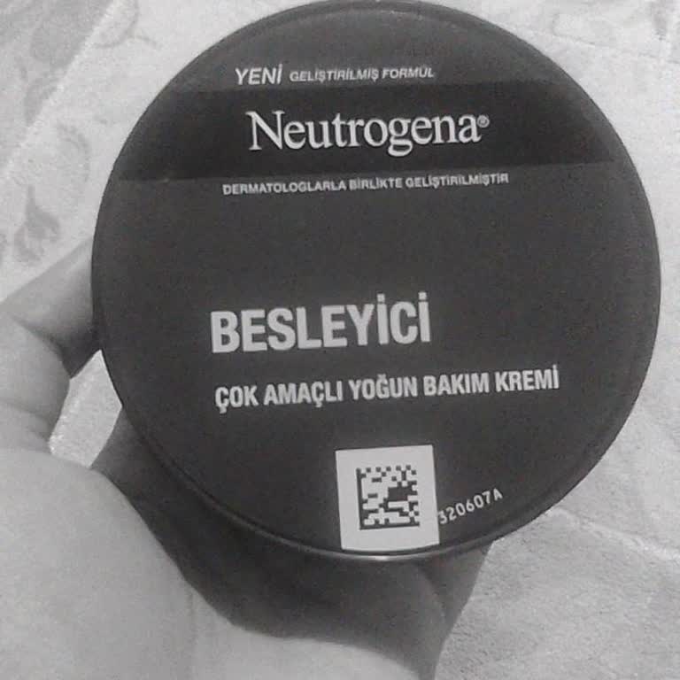 Neutrogena Kremi Cildimde Emilmiyor Ve Soyuluyor