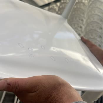 Düğün Sandalyelerinde Üretim Hatası Ve İletişim Sorunu