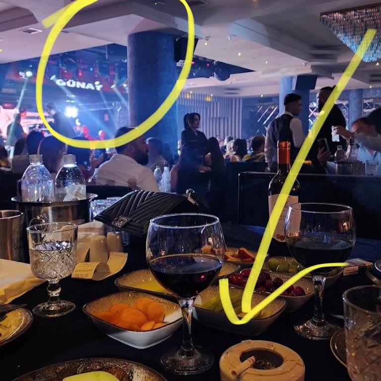 Kapalı Alanda Sigara İhlali Ve Yüksek Bilet Fiyatları