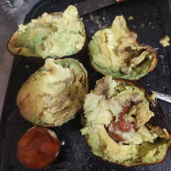 Bozuk Avokado Alışverişi Hayal Kırıklığı