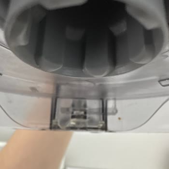 Bosch Mutfak Robotu Hayal Kırıklığı: Kapanmayan Kapak Sorunu!