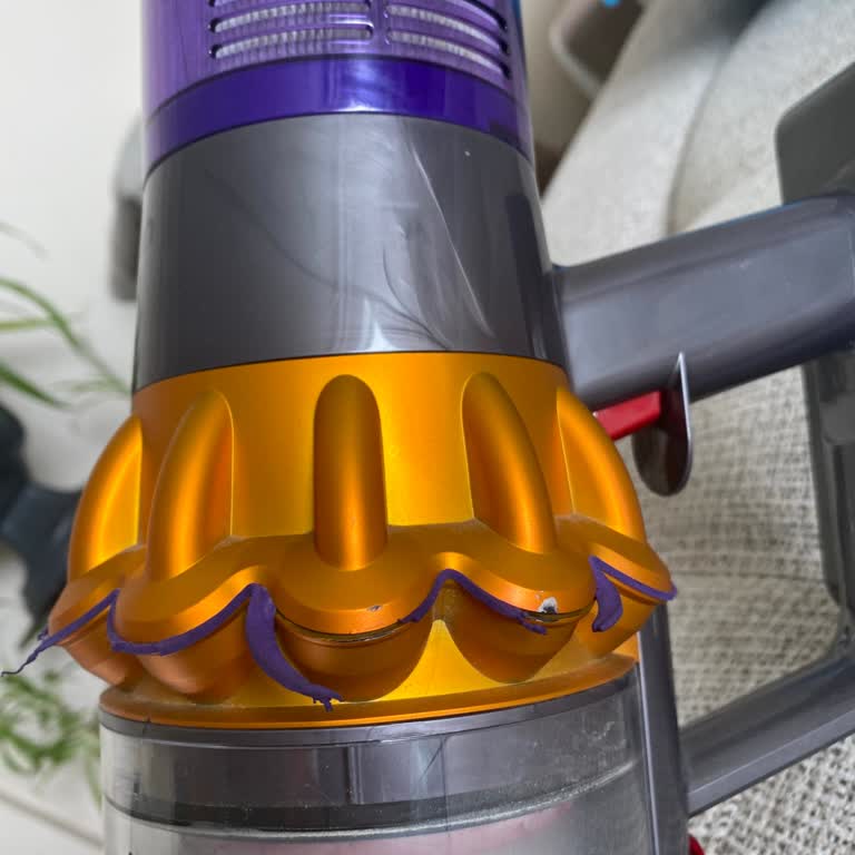 Dyson Süpürgemin Garanti Sürecinde Hayal Kırıklığı