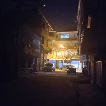 Sürekli Kapanan Sokak Lambası Sorunu