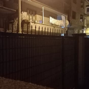 Sürekli Kapanan Sokak Lambası Sorunu