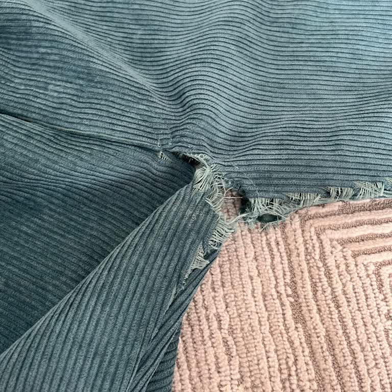 Kreşte Yırtılan Pantolon: Kalite Sorunu