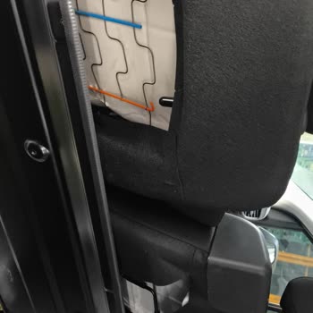 Opel Vivaro'da Eksik Arka Döşeme Sorunu