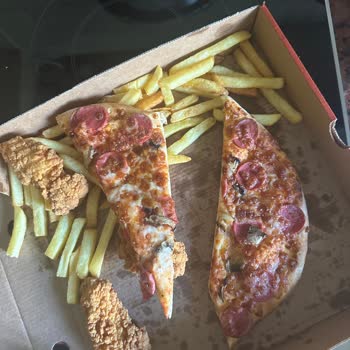 Terra Pizza'da Hayal Kırıklığı: Siparişin Özensiz Sunumu