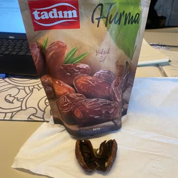 Siyah Çıkan Hurma İle Misafire Rezil Olma