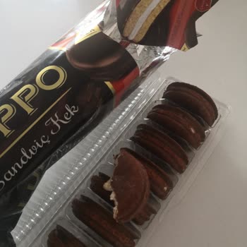 Bayat Kek Ve Eksik Çikolata Sorunu