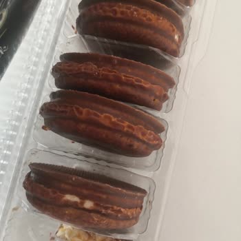 Bayat Kek Ve Eksik Çikolata Sorunu